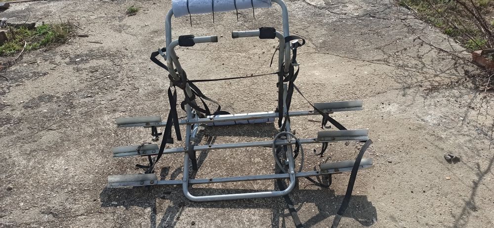 Bagaznik na trzy rowery na  tylnią klapę