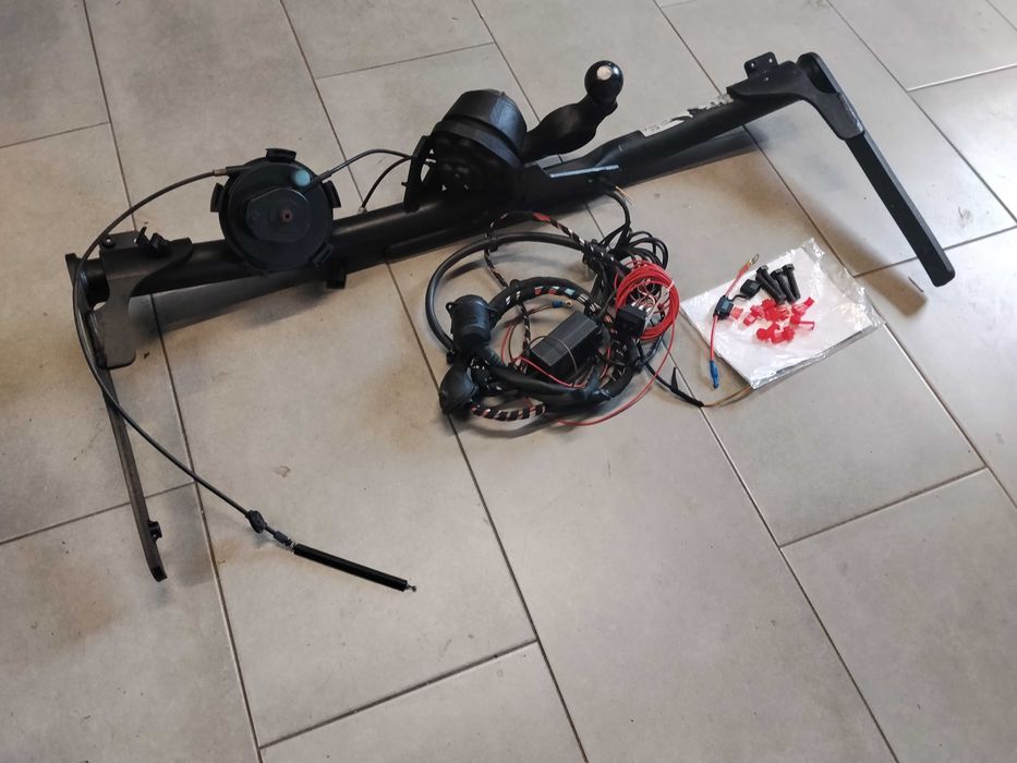 Oryginalny Hak Holowniczy VW GOLF VII 7 instalacja modul komplet