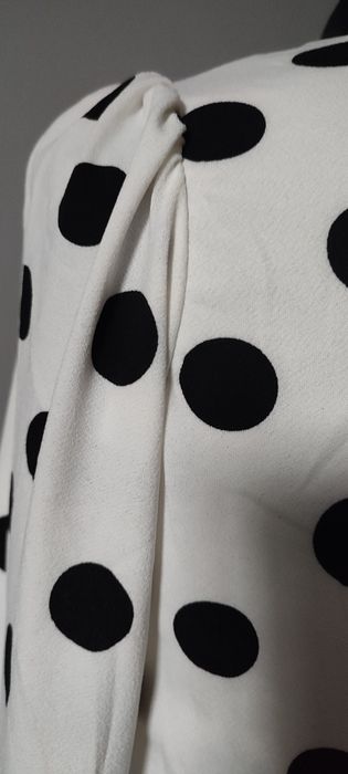 Nowa damska sukienka