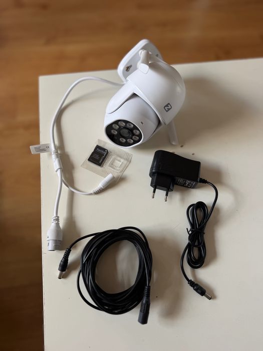 Kamera obrotowa WiFi + karta SD + adapter + przedłużacz