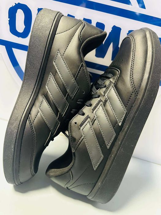 Adidas Courtblock IF6449  42 - 44 czarne