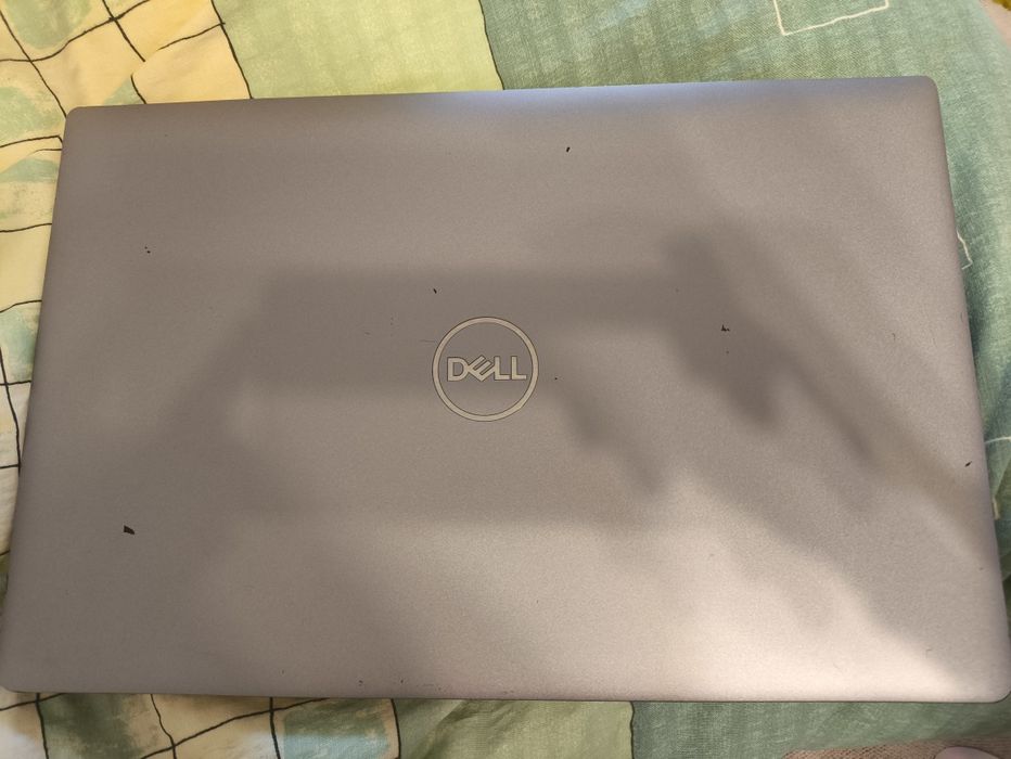Laptop Dell Latitude 5520