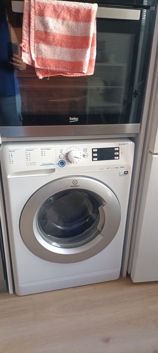 Vendo Maquina de lavar e frigorífico