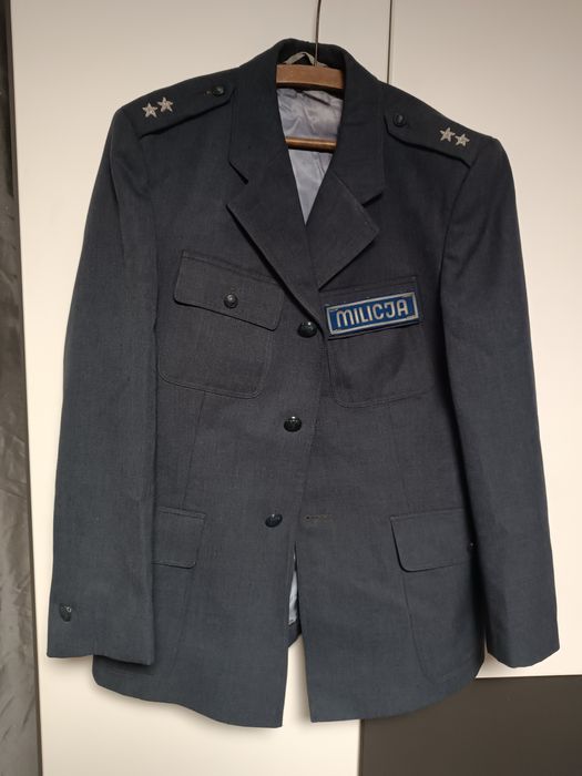 Sprzedam ubrania  milicyjne