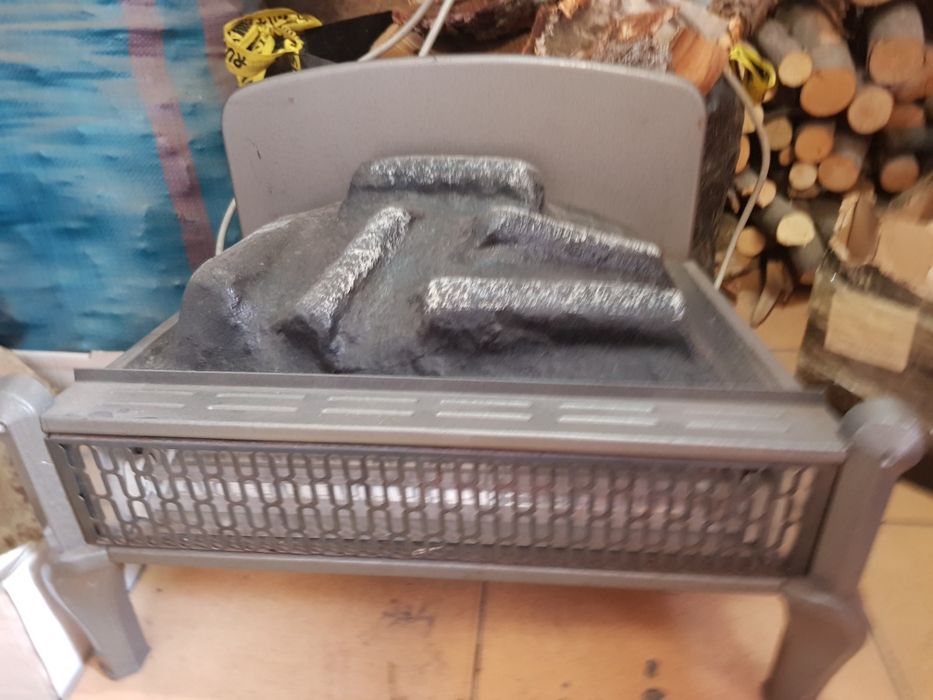 Sprzedam farelke...imitacja kominka