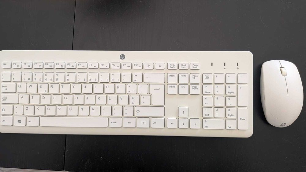 Kit Teclado e rato HP wireless HP 230 / HSA-A005K branco