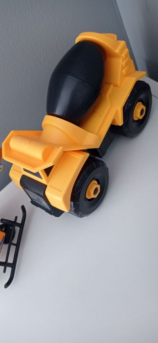 Zestaw zabawek LEGO, Hot Wheels betoniarka i helikopter