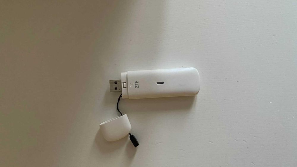Modem ZTE MF833N 4G LTE, Interfejs USB-A Biały