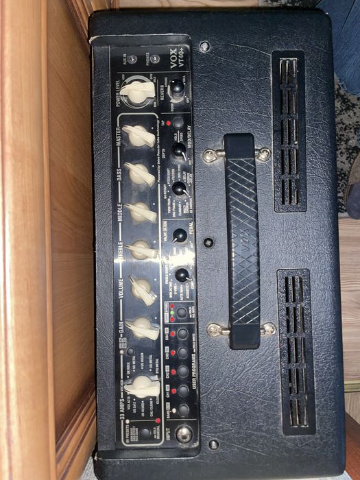 Гітарний комбопідсилювач VOX Vt40+, 60Вт (Ламповий)