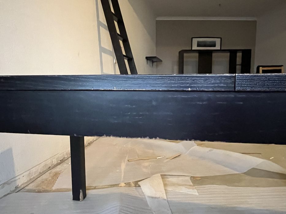 Mesa Ikea. Extensivél. 4 ou 6 lugares.