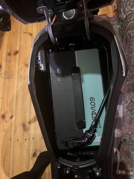 Електромотоцикл Super soco