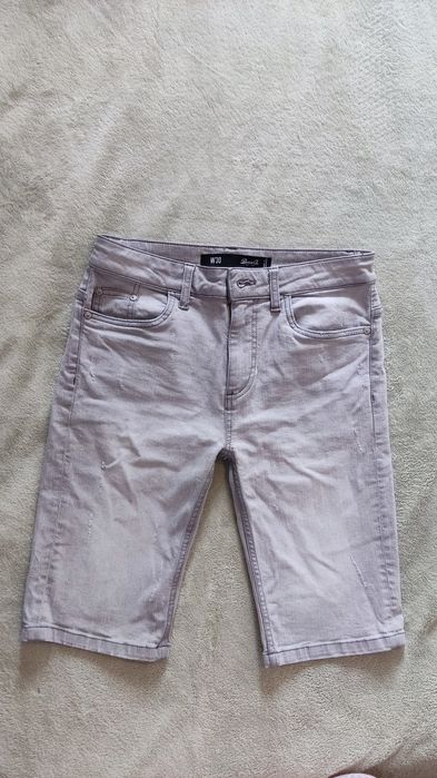 Roupa de homem pouco uso