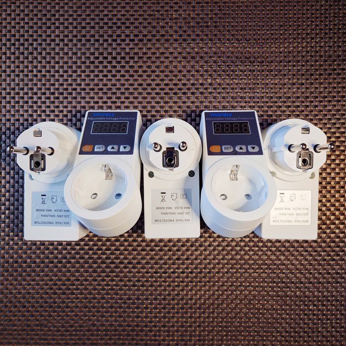 Акція! реле напряжения в розетку