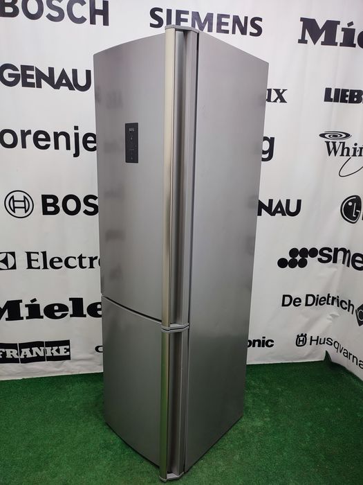 Окремостоячий двокамерний холодильник AEG  А+++