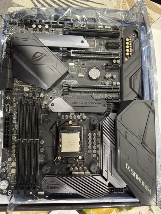 I9 9900k, board, watercooler