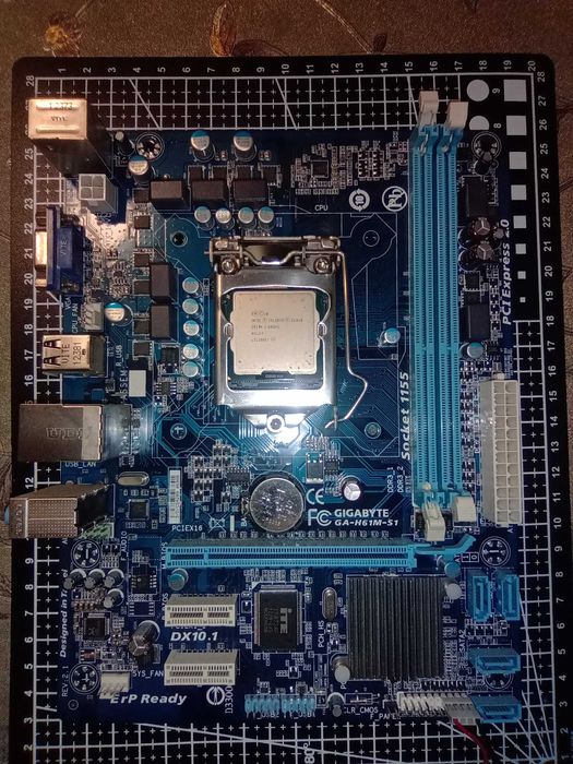 Комплект Gigabyte GA-H61M-S1 (s1155) + Celeron G1610 + кулер + 5Gb ОЗУ