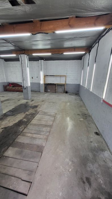 Гаражи, бокси СТО