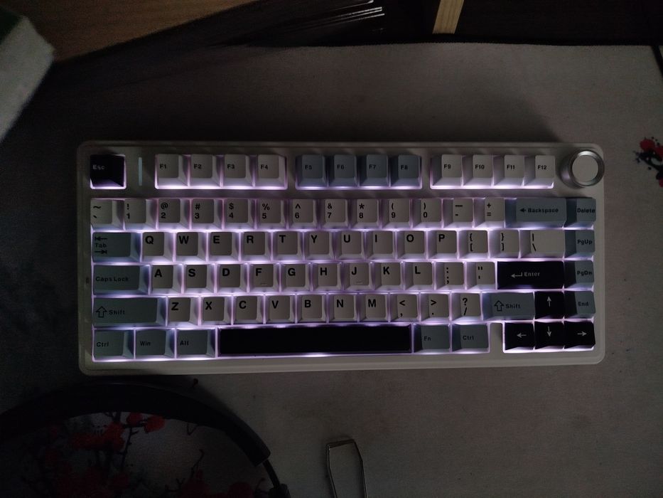 Aula f75 нова повний комплект