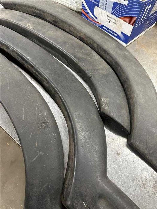 Land Rover Discovery 3 Portas frisos abas