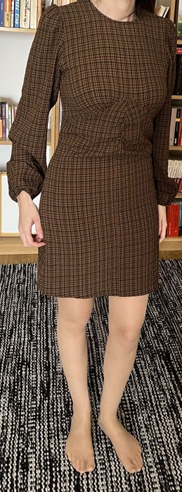 Vestido de manga comprida xadrez preto e castanho