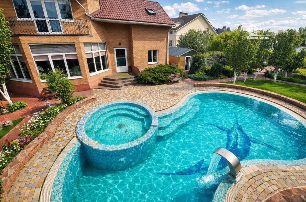 Посуточно. Баня, купель, беседка, бильярд, генератор. До 25 человек.