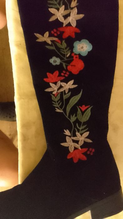 Botas mulher bordadas