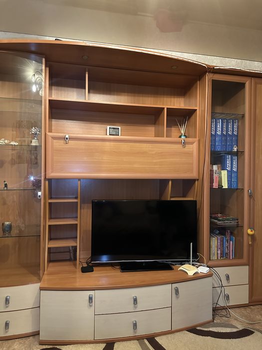 Продається вітальня