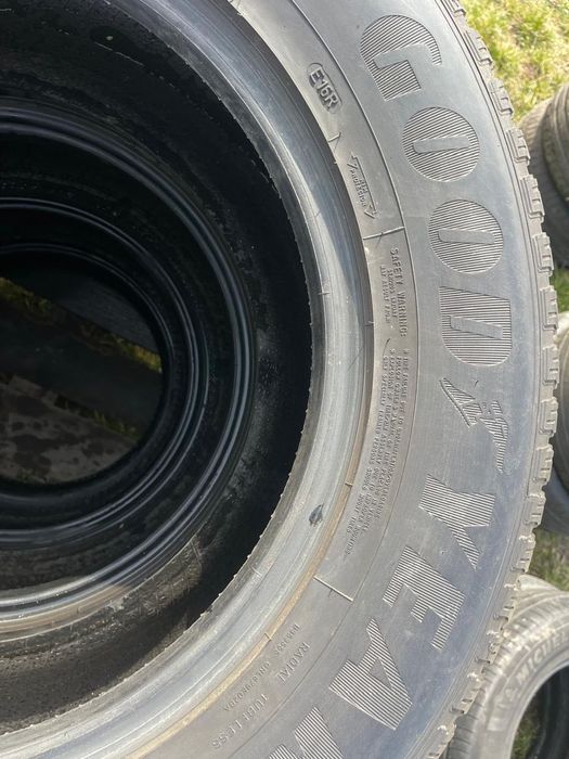 Літня резина good year 265/65 R17