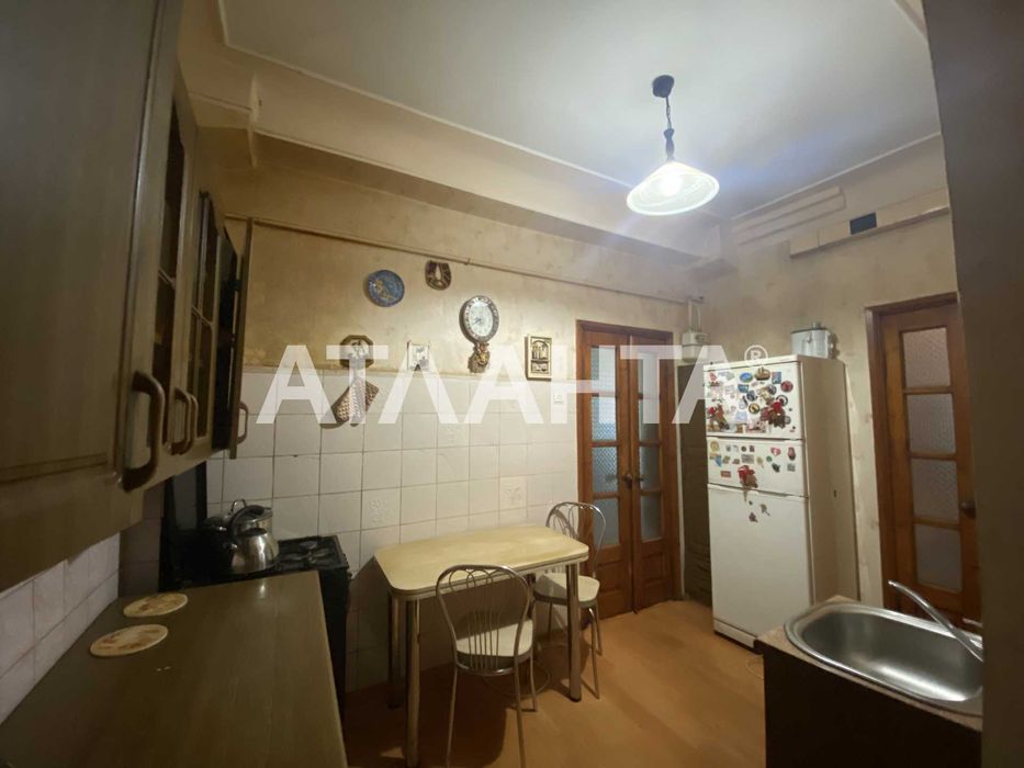 Продам 3х комн. квартиру на Слободке