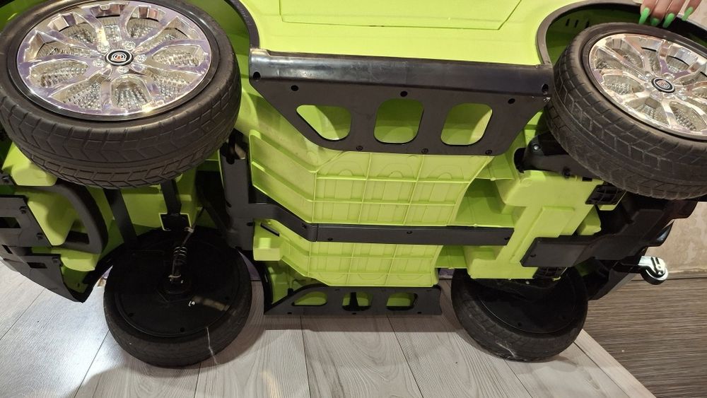 Детский электромобили Range Rover sx118