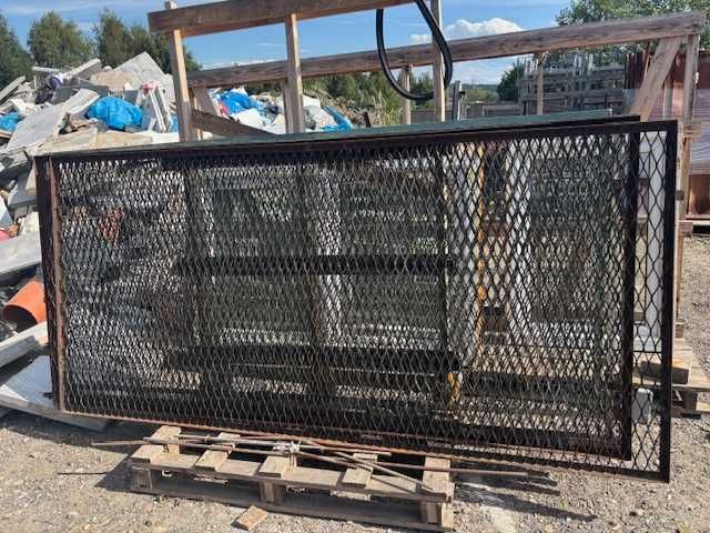 Ogrodzenie metalowe  300x150