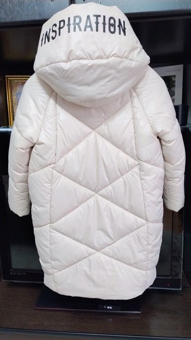 Пуховик , пальто для дівчинки на 7-9 років