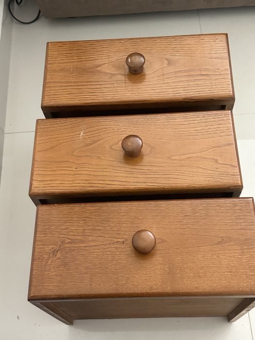 Mesa de cabeceira