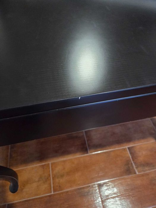 Mesa de jantar com 2mts x 1mt - 8 a 10 pessoas