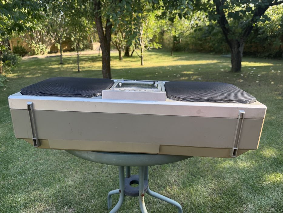 Продам магнитолу DIATONE JR-711