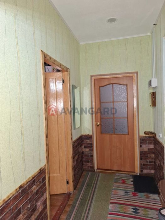Продам 2х кімнатну квартиру з гаражем