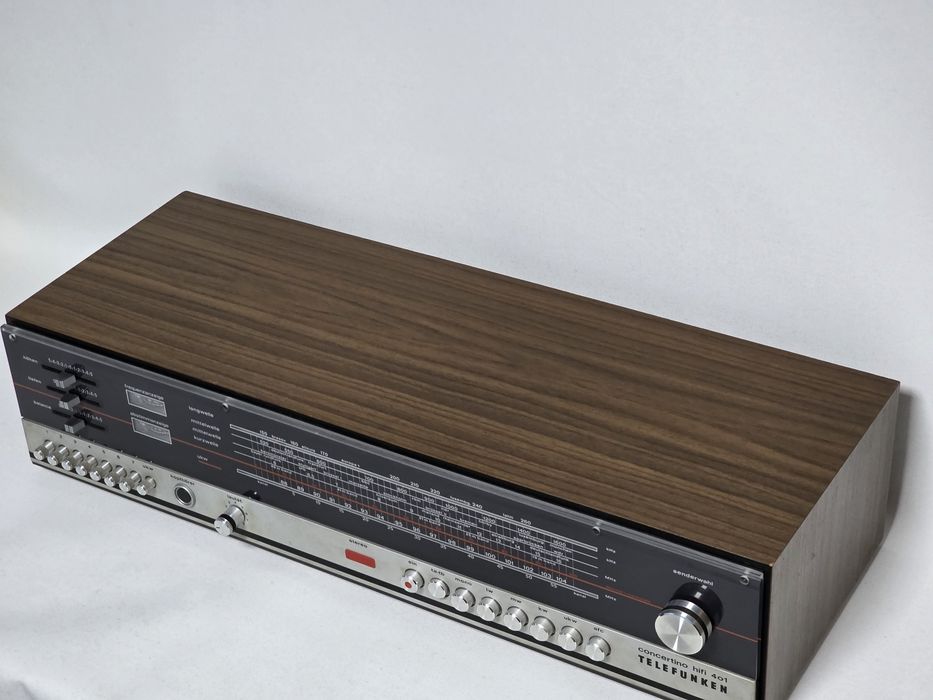 Receiver Vintage reparado Telefunken
