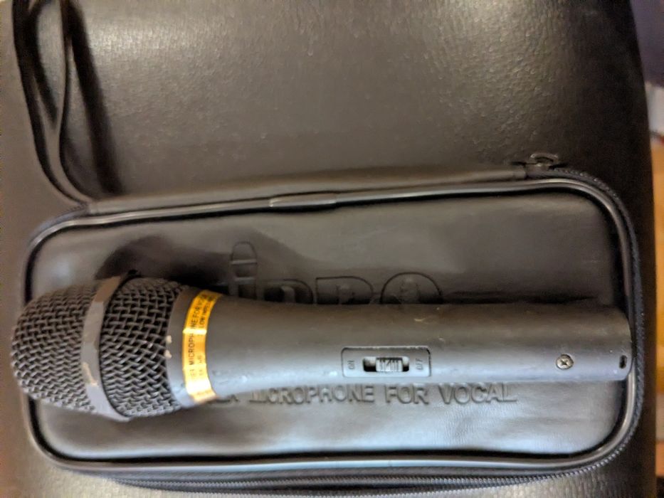 Конденсаторний мікрофон,не Shure. Mipro MM707 bc. AKG wms-470.
