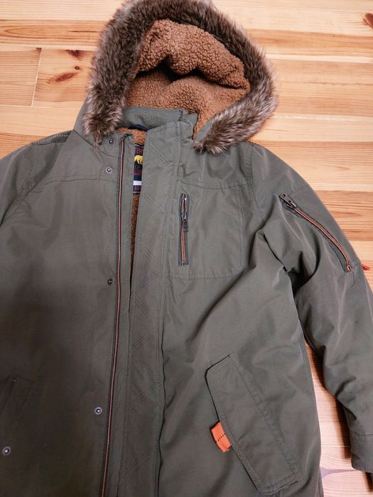 Зимняя куртка на мальчика