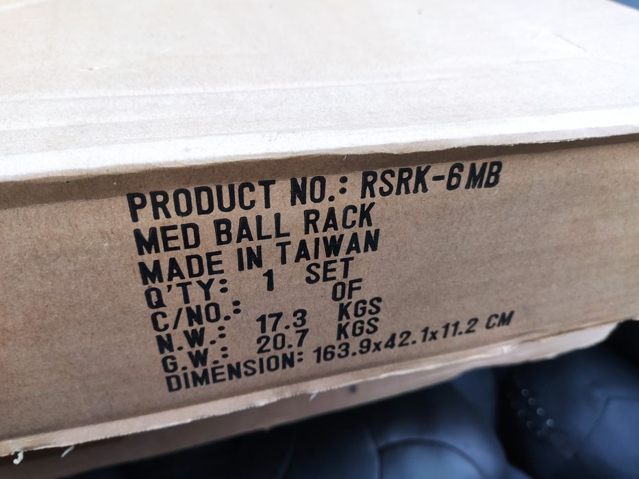 Reebok NOWY stojak na piłki medball wallball i inne piłki lekarskie