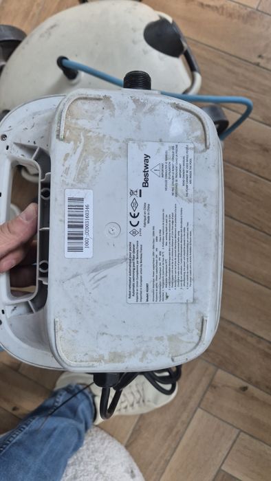 Odkrzacz do baseny bestway hj1007 sprawny