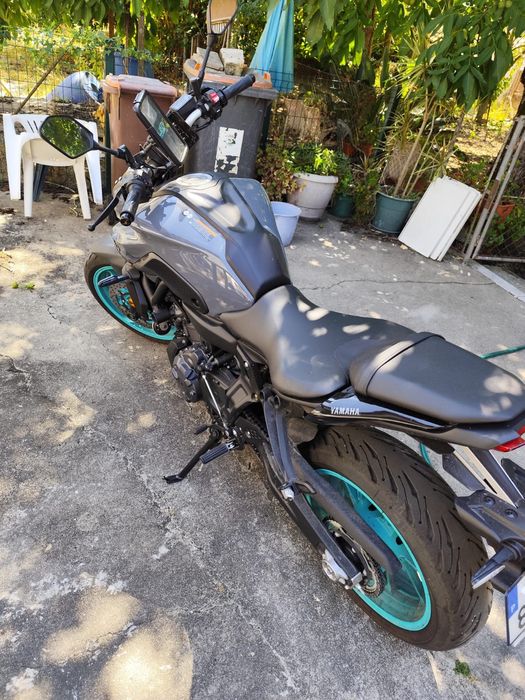 Yamaha MT07 (Apenas 1140 km) RETOMAS