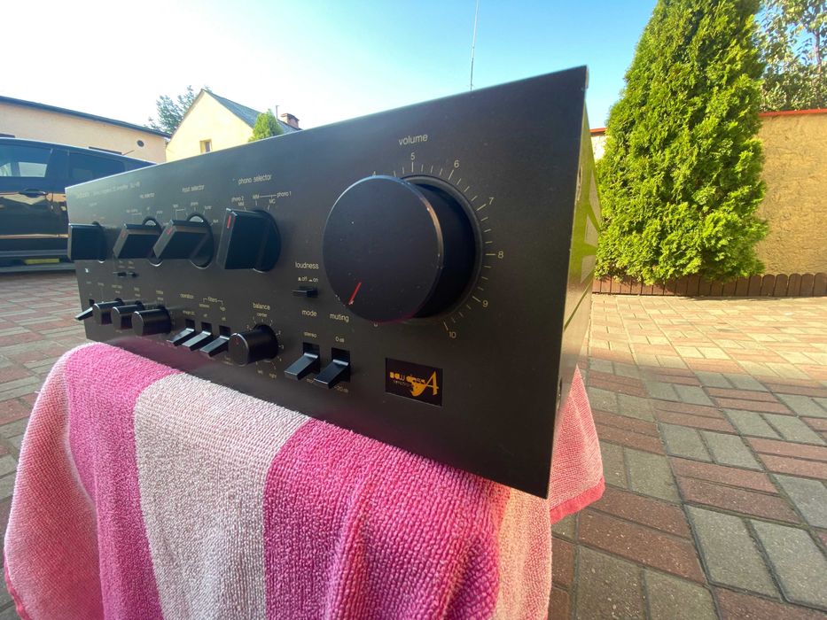 Wzmacniacz Technics su v8