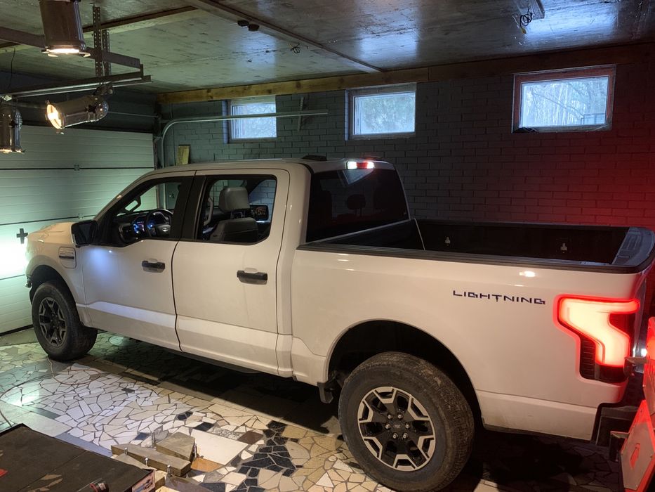 Ford F-150 Lightning 2023