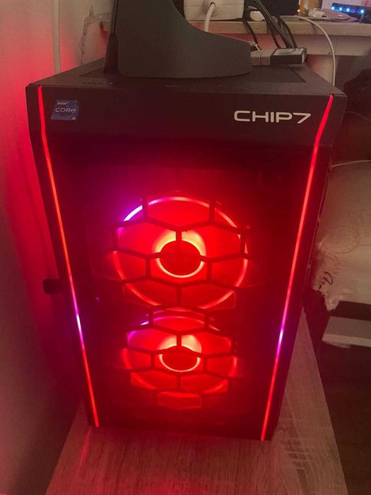 PC Gaming RTX 5060 OC | Intel i5-12400F | 16GB RGB | SSD NVMe + HDD 2TB | Excelente Estado