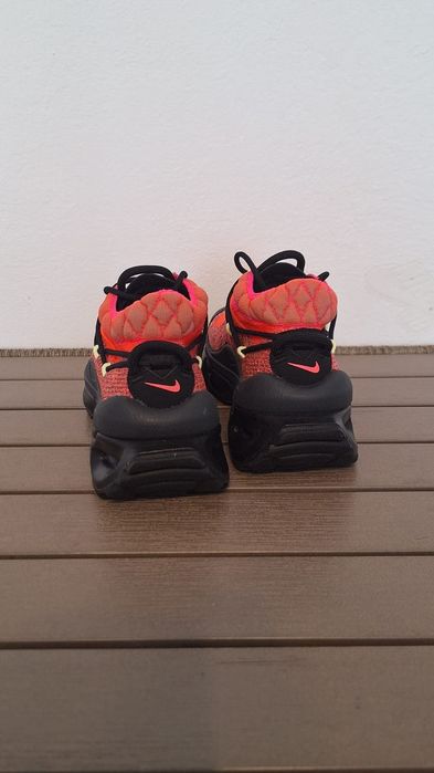 Кросівки Nike Air Max FLYKNIT Venture FD2110 600, US6.5 EU 37.5,  23.5