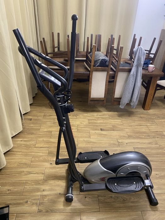 Orbitrek Thorn z wyswietlaczem