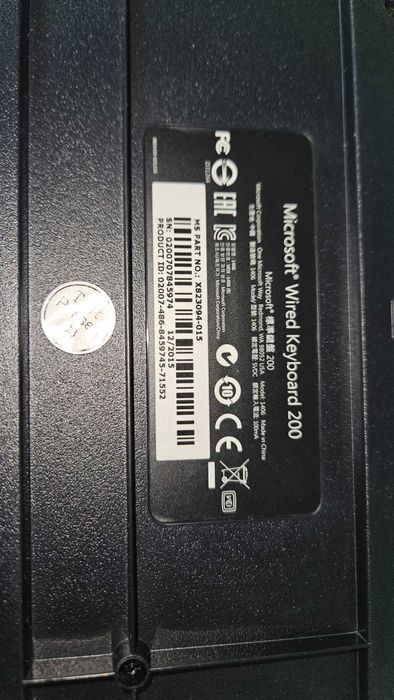 Microsoft Wired Keyboard 200 (ligação/interface USB)