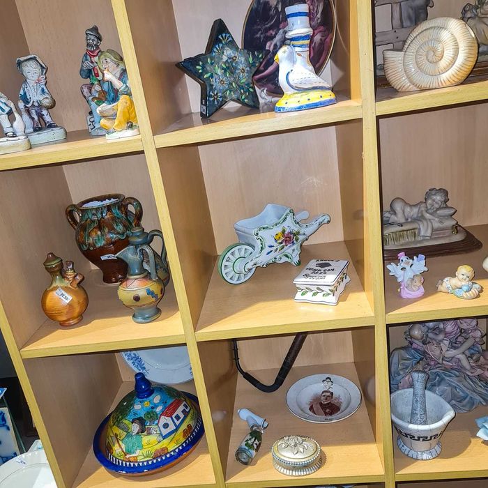 Carro Mão Decorativo Faiança Portuguesa – Ferreiras (Pintado à Mão)