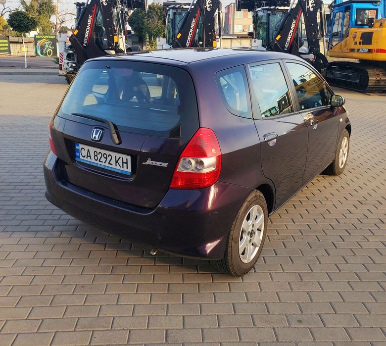 Продам авто. Хонда Джаз. Не бита, не фарбована